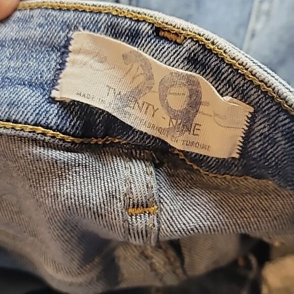 We The Free Jeans Womens 29 Blue Denim Distressed Skinny Straight Pants … - Picture 7 of 8